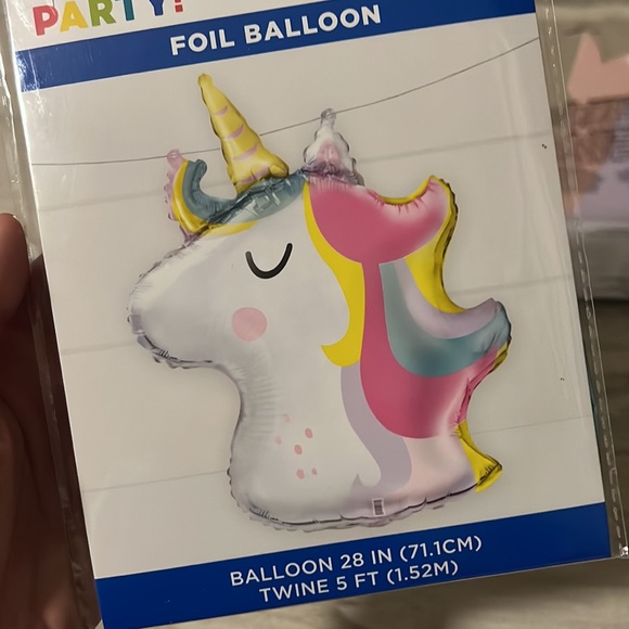 • NWT Unicorn 🦄 Party Decor • - Picture 5 of 8